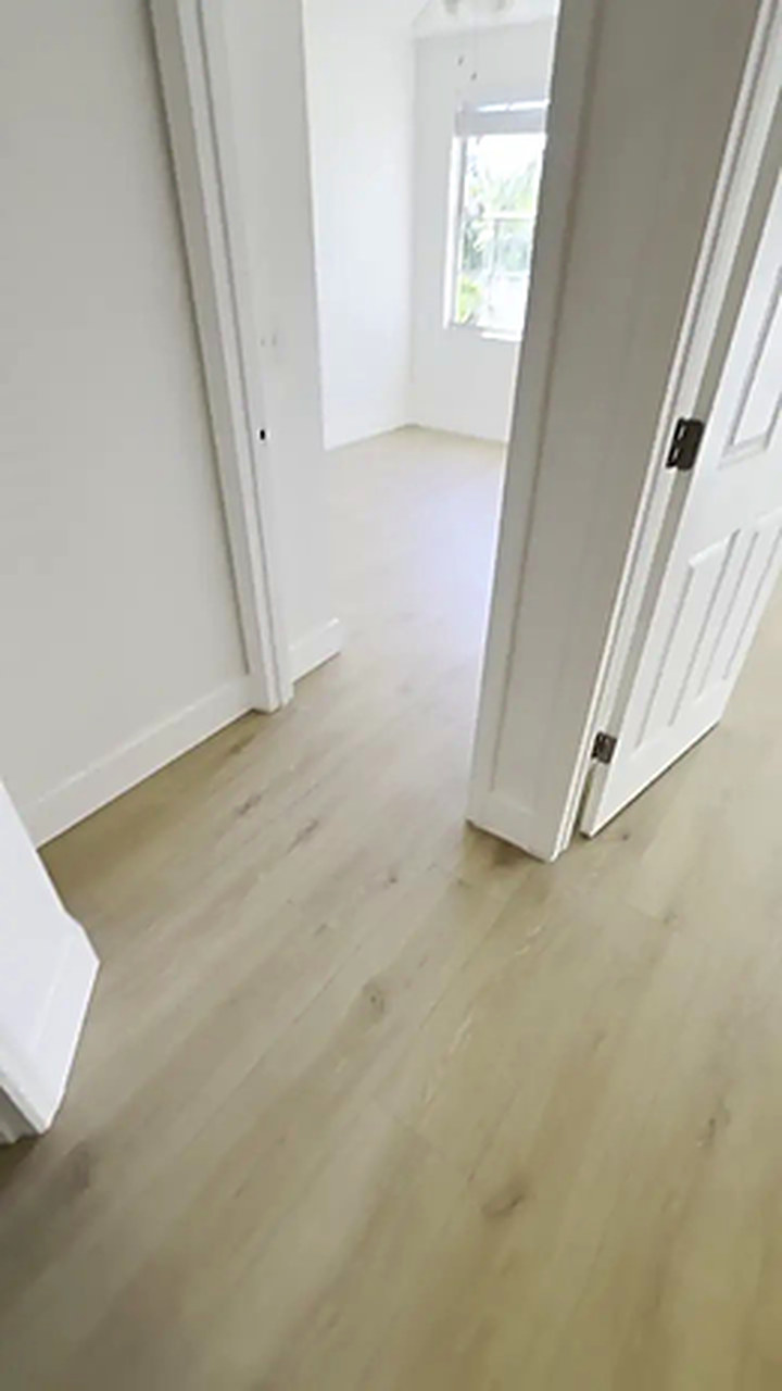 Timber Wood vinyl plank flooring installed by Ozzifloors
